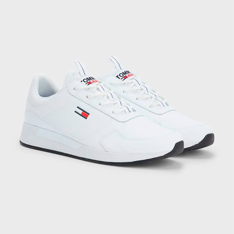 Tommy Essential